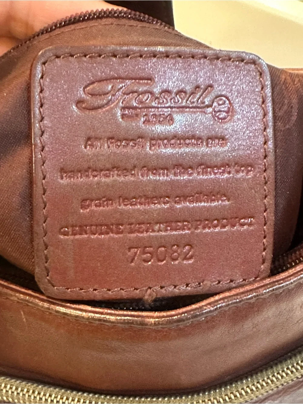 Vintage Fossil Genuine Leather 9x8x3 Messenger Bag Brown Crossbody #75082